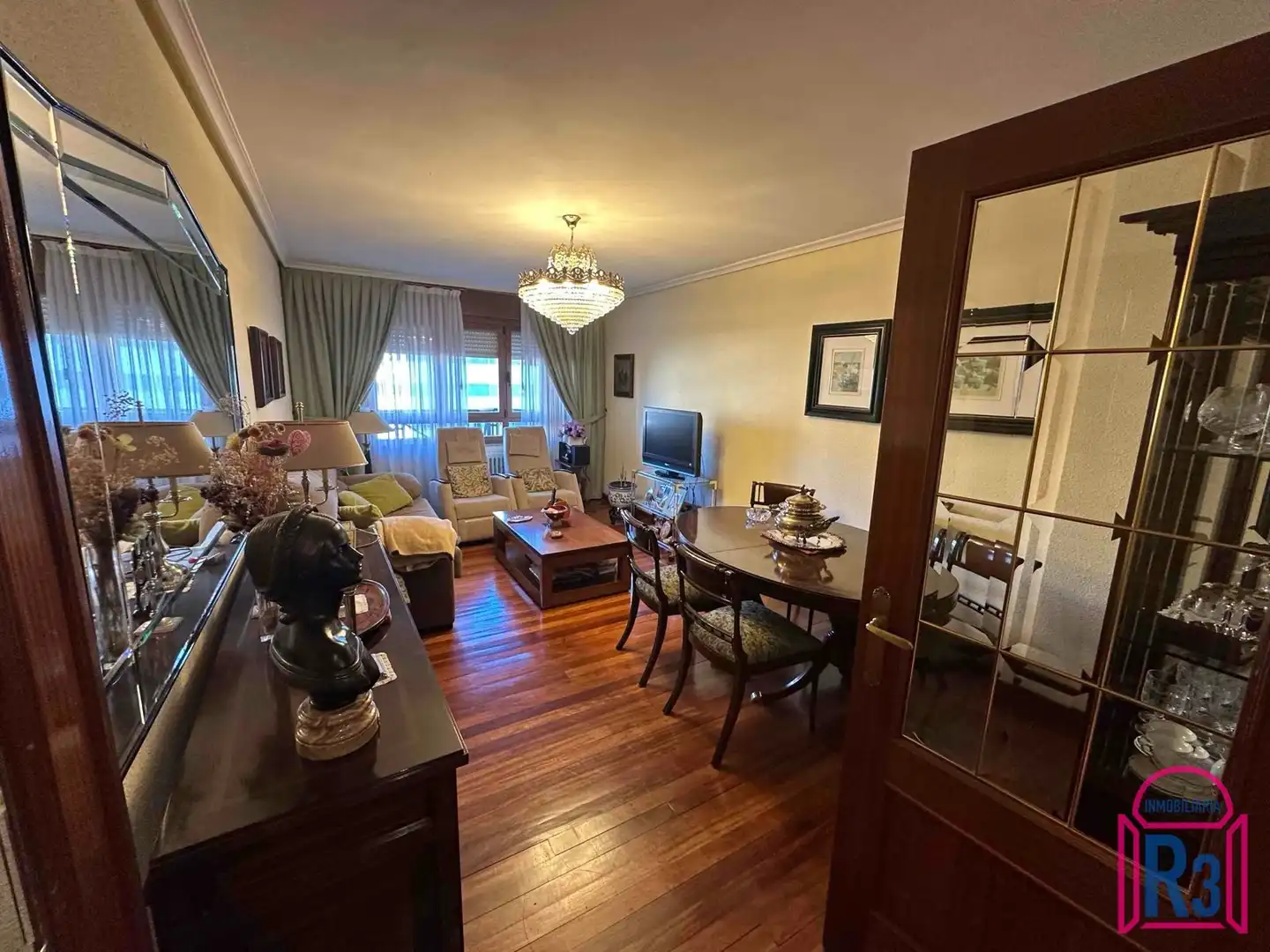 Living room of Flat for rent in León Capital   with Heating, Terrace and Storage room