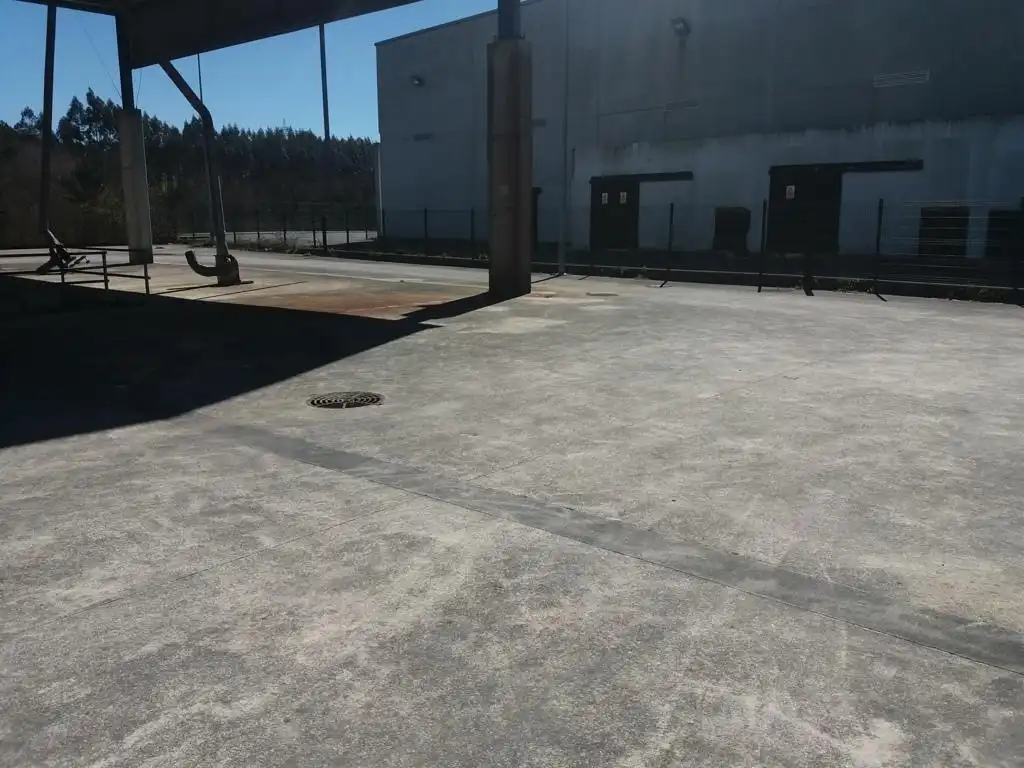 Nave industrial in vendita a Rúa Acebedo