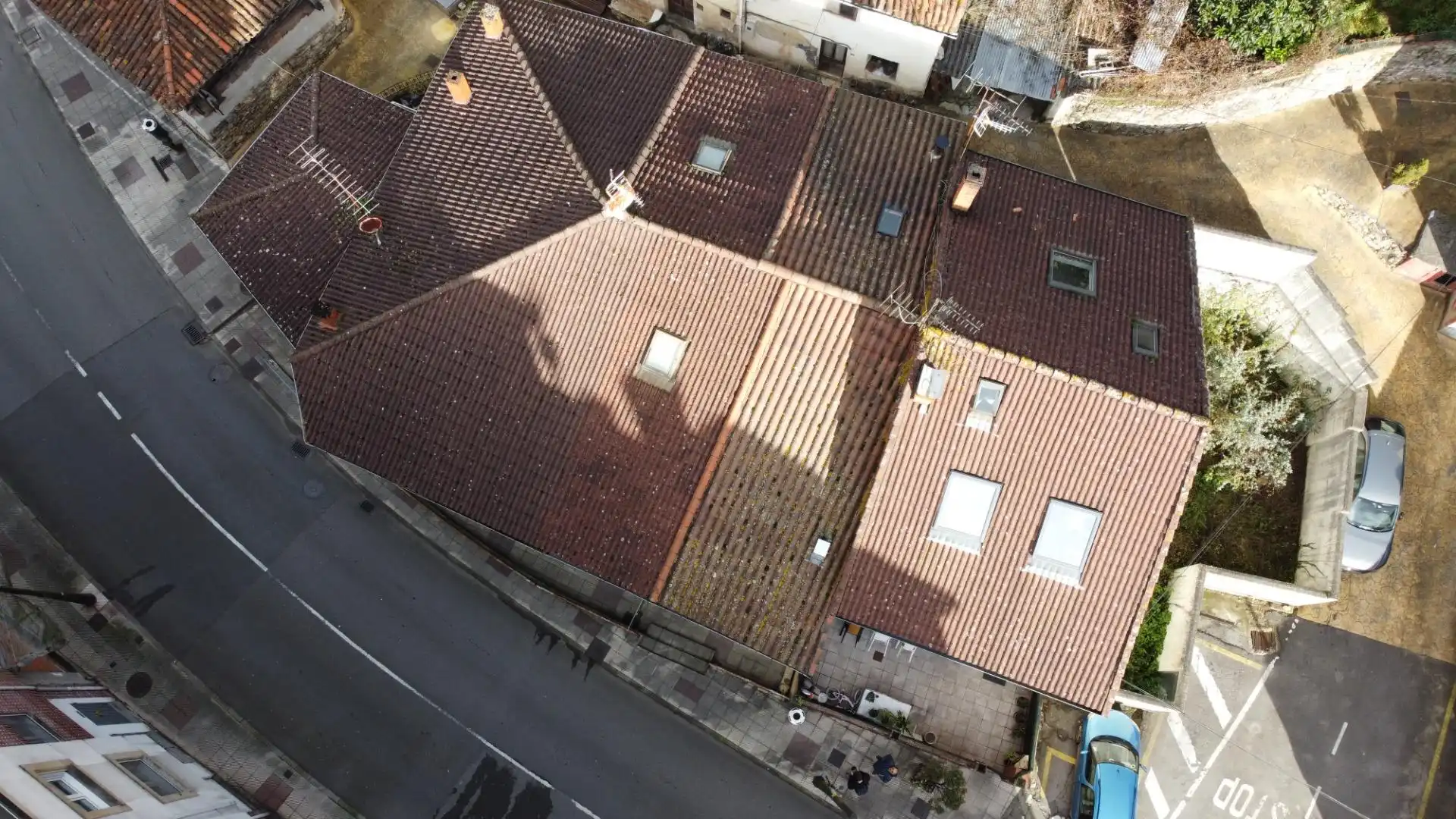 Vista exterior de Casa o xalet en venda en Oviedo  amb Calefacció