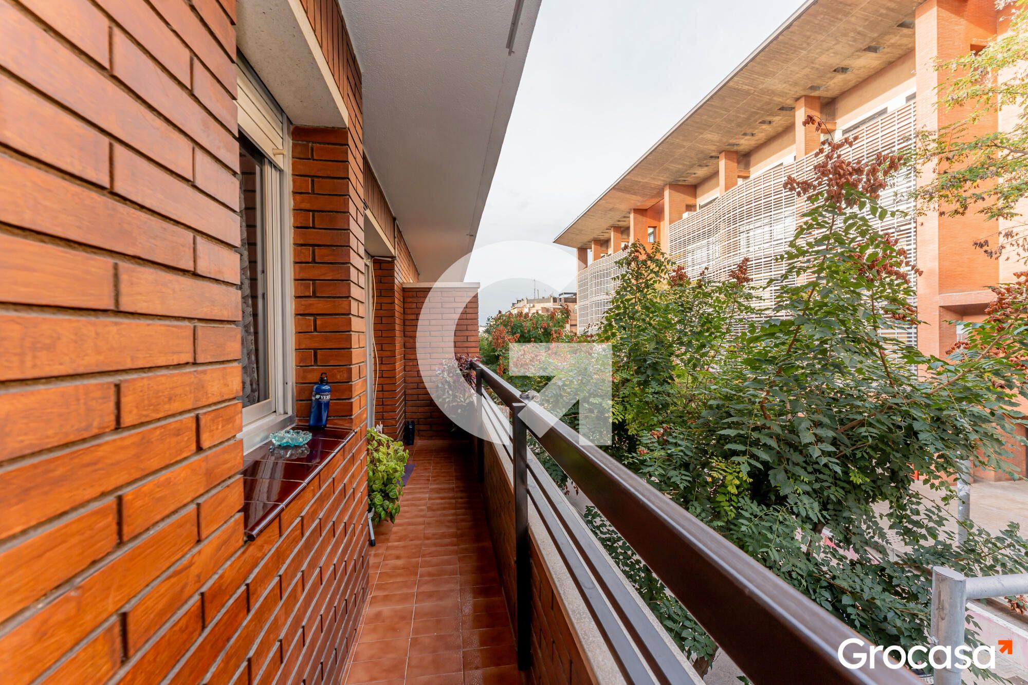 Terrassa de Pis en venda en Cornellà de Llobregat amb Aire condicionat, Moblat i Forn