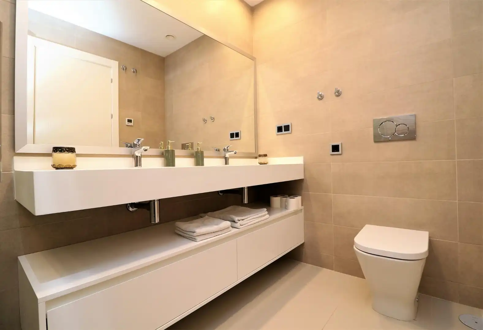 Apartamento con piscina en venta en Playa de Poniente, imagen 13