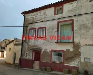 Vista exterior de Casa adosada en venda en Loporzano