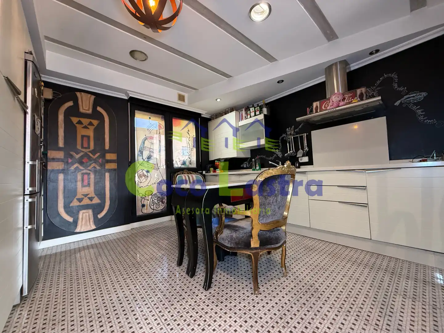 Küche von Maisonette zum Verkauf in Salamanca mit Heizung, Terrasse und Ofen