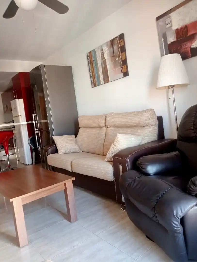 Sala de estar de Apartamento de alquiler en San Pedro del Pinatar con Aire acondicionado, Terraza y Trastero