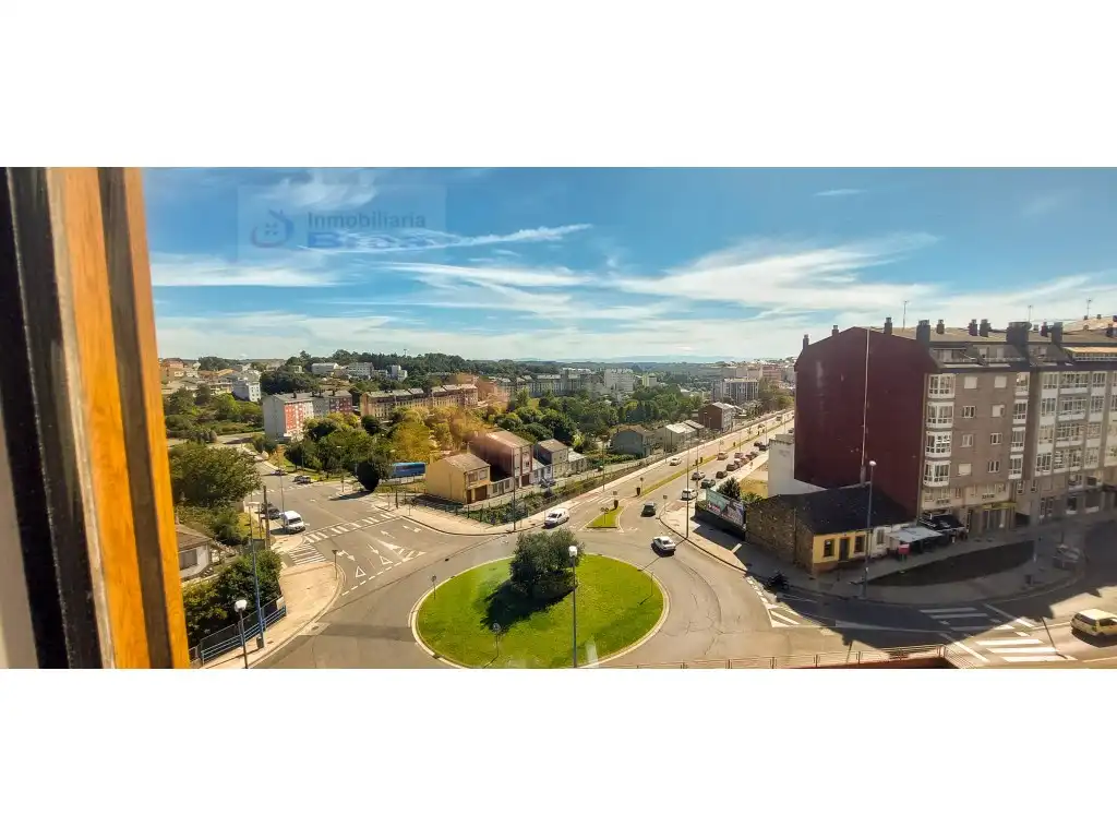 Vista exterior de Piso en venta en Lugo