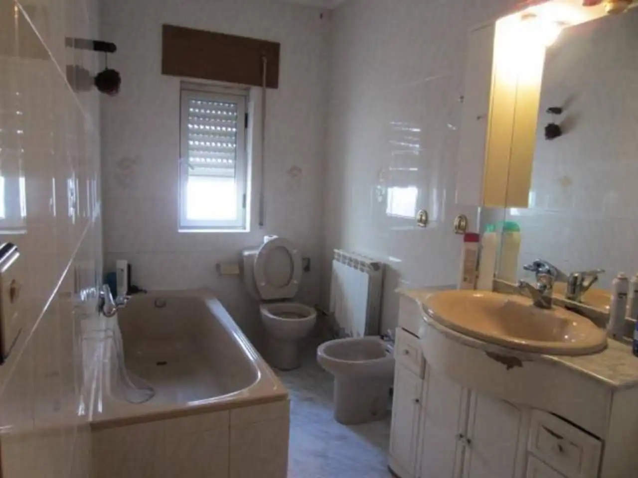 Bathroom of Flat for sale in Ciudad Rodrigo  with Storage room and Balcony