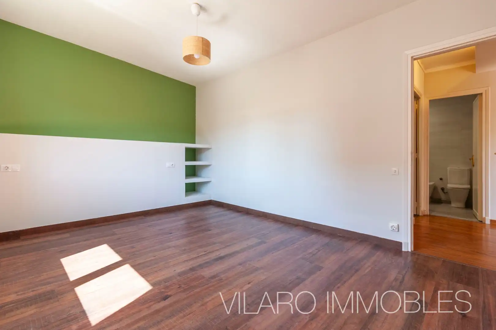Habitación de Piso en venta en Terrassa con Aire acondicionado, Calefacción y Parquet