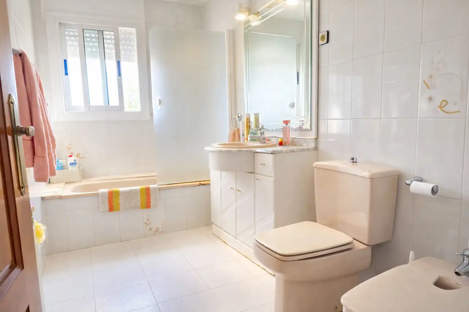 Baño de Casa o chalet en venta en Montornès del Vallès con Calefacción, Jardín privado y Trastero