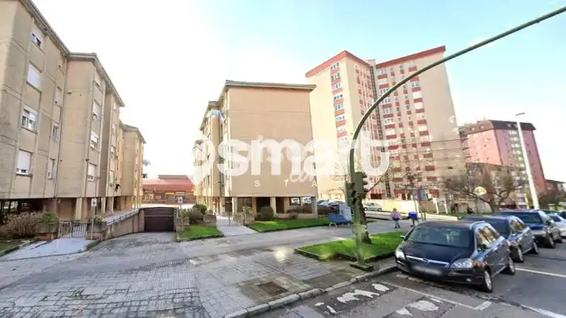 Vista exterior de Piso en venta en Santander