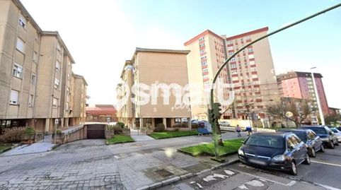 Foto 2 de Piso en venta en Cardenal Herrera Oria, Alisal - San Román, Santander