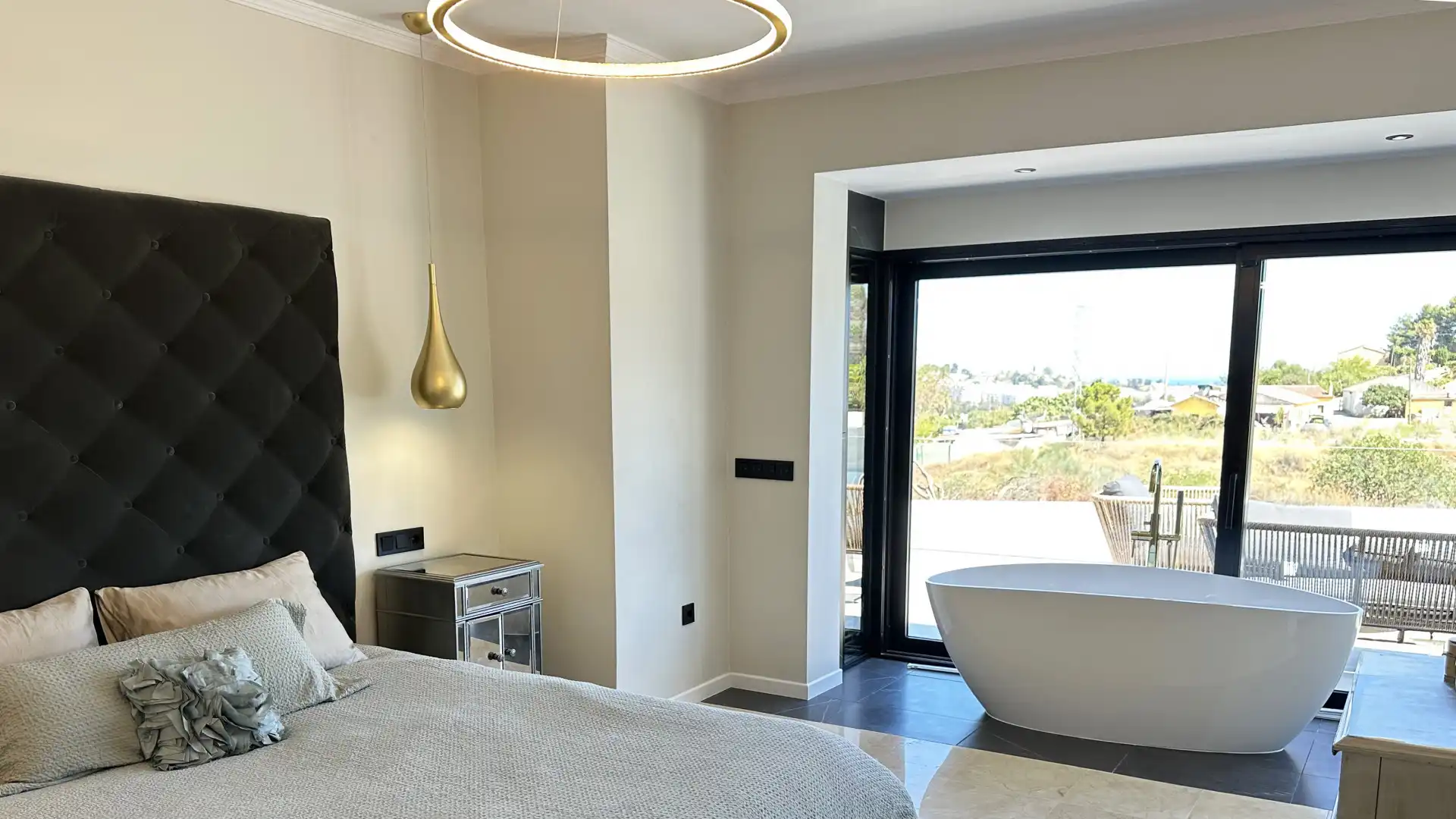Casa o chalet de alquiler en GUADAIZA A/B, 47, La Quinta