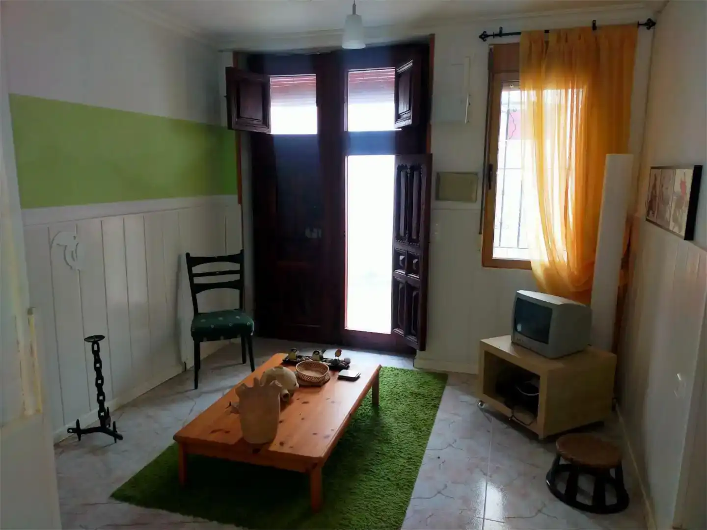 Sala de estar de Piso en venta en Famorca con Trastero, Amueblado y Balcón