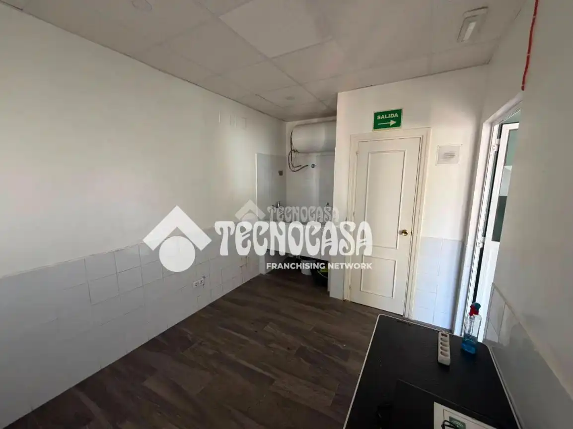Local comercial en venta en San Luis de Sabinillas, imagen 21
