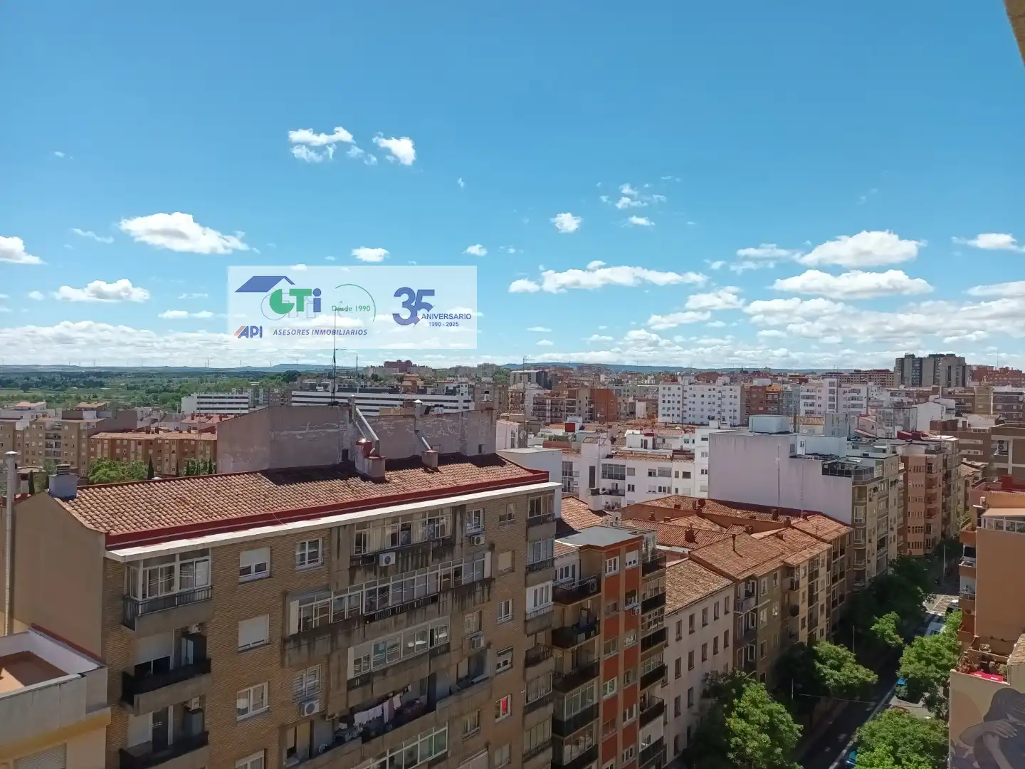 Vista exterior de Piso en venta en Zaragoza