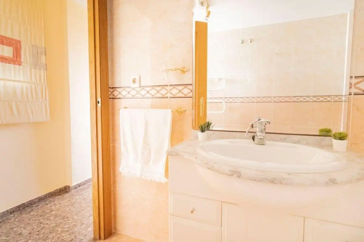 Bathroom of Flat for sale in Albuixech  with Air Conditioner, Heating and Balcony