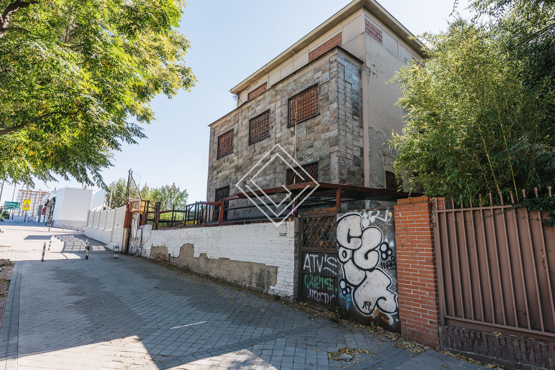 Exterior view of House or chalet for sale in  Madrid Capital