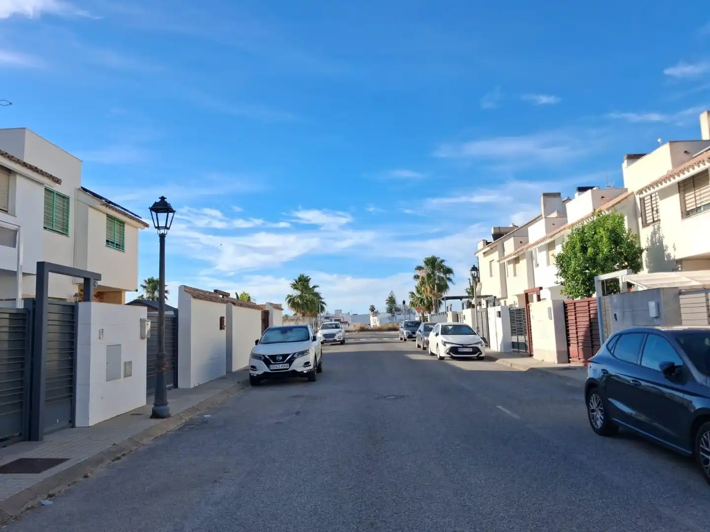 Exterior view of Detached homes for sale in Villanueva del Ariscal  with Private garden