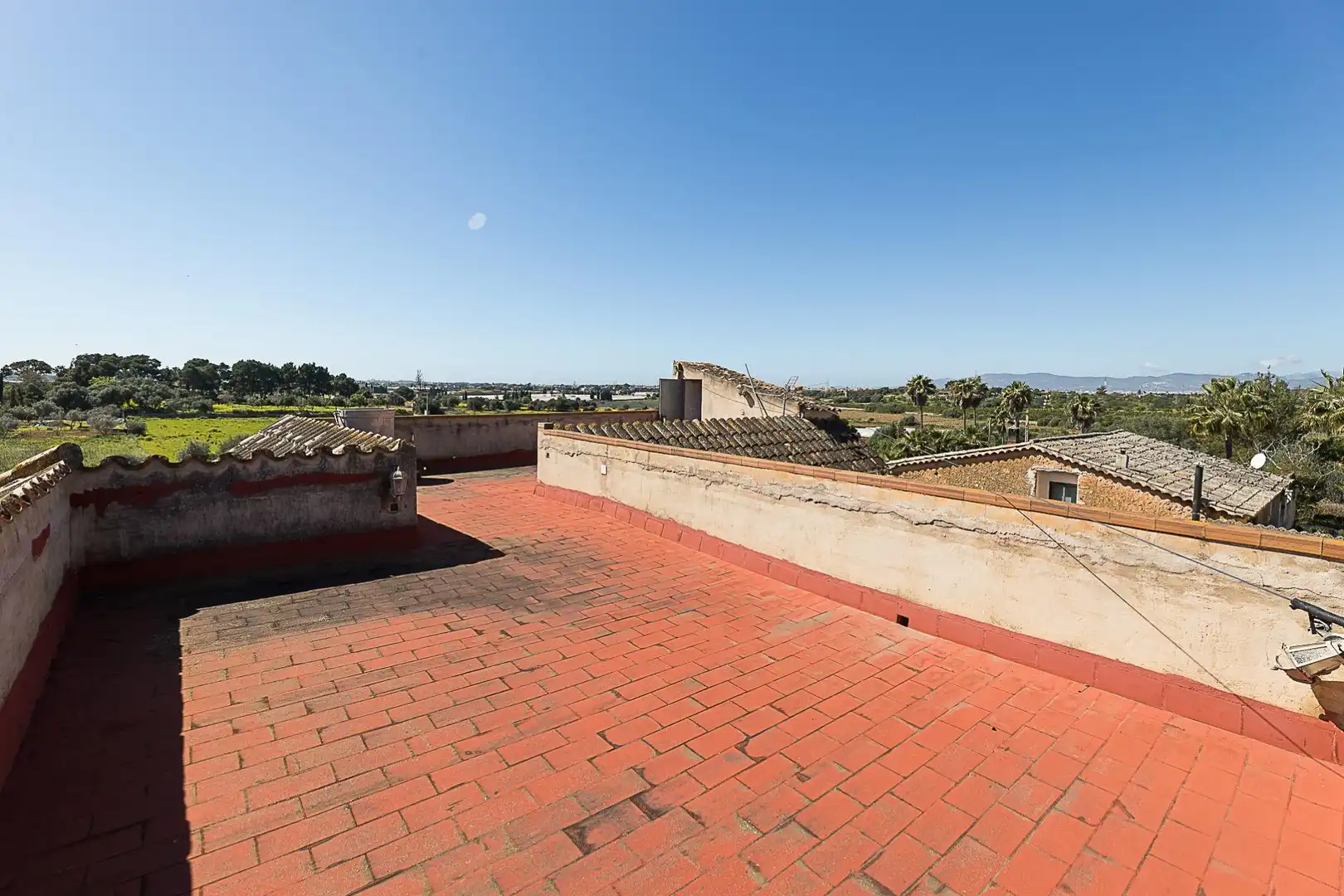 Terrasse von Country house zum Verkauf in  Palma de Mallorca mit Klimaanlage, Heizung und Privatgarten