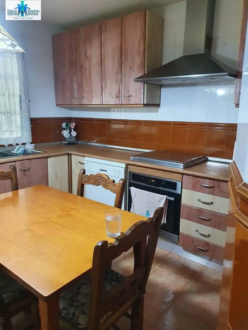 Cuina de Casa o xalet en venda en Motilleja amb Aire condicionat, Jardí privat i Terrassa