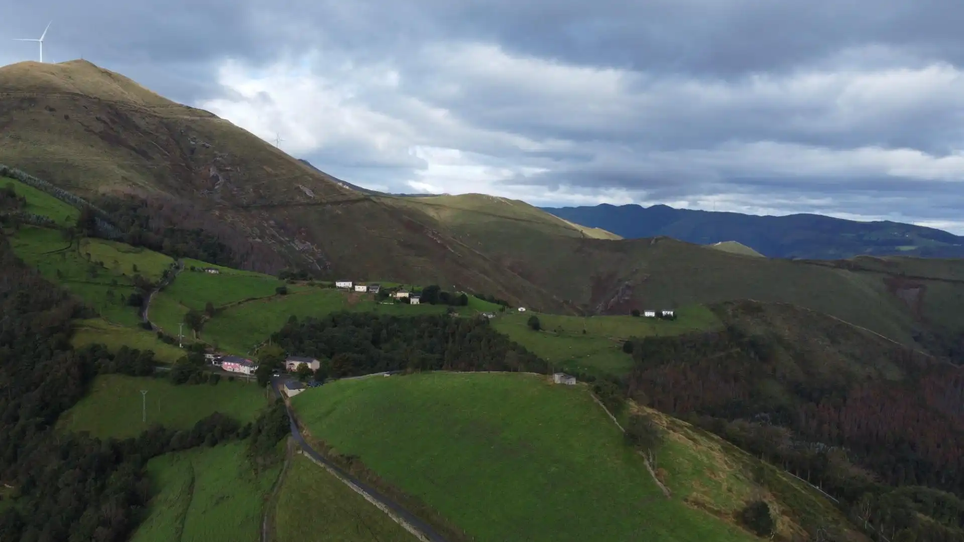 Vista exterior de Casa o chalet en venta en Valdés - Luarca con Jardín privado, Terraza y Trastero