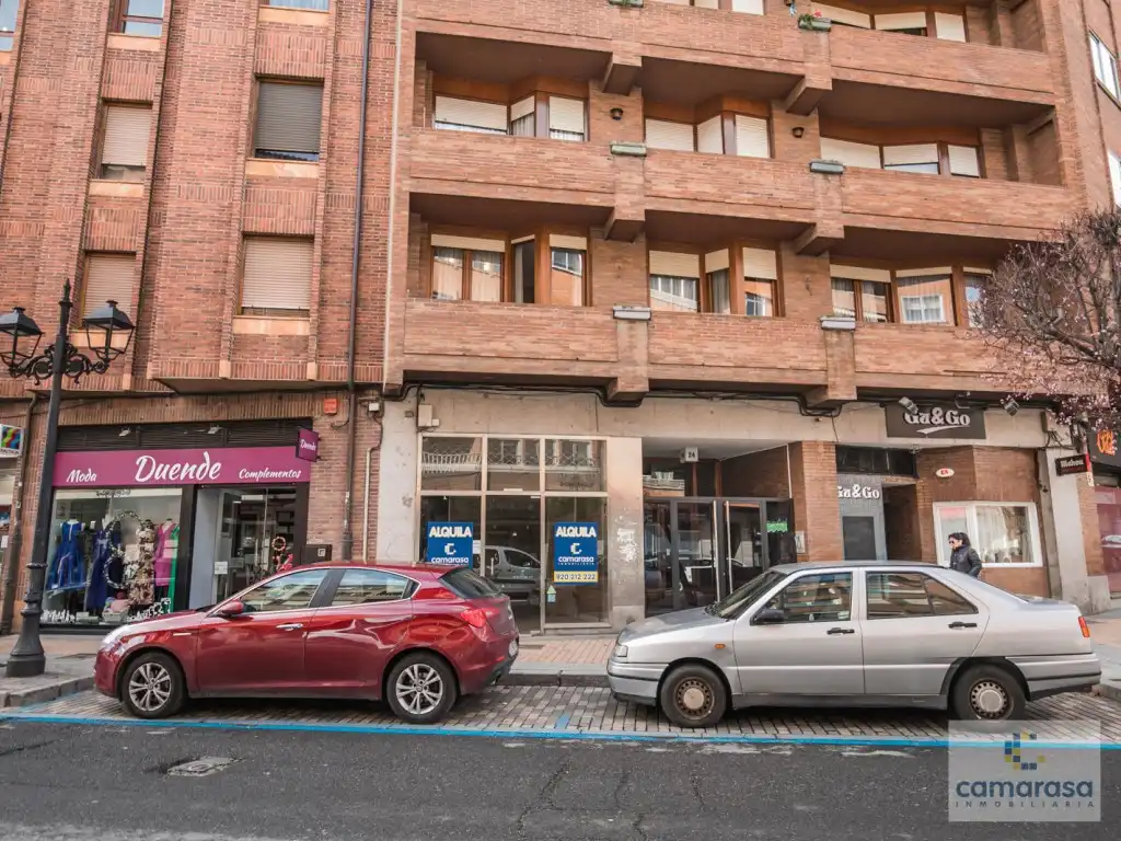 Business premises to rent in Avenida Portugal 24, imagen 3