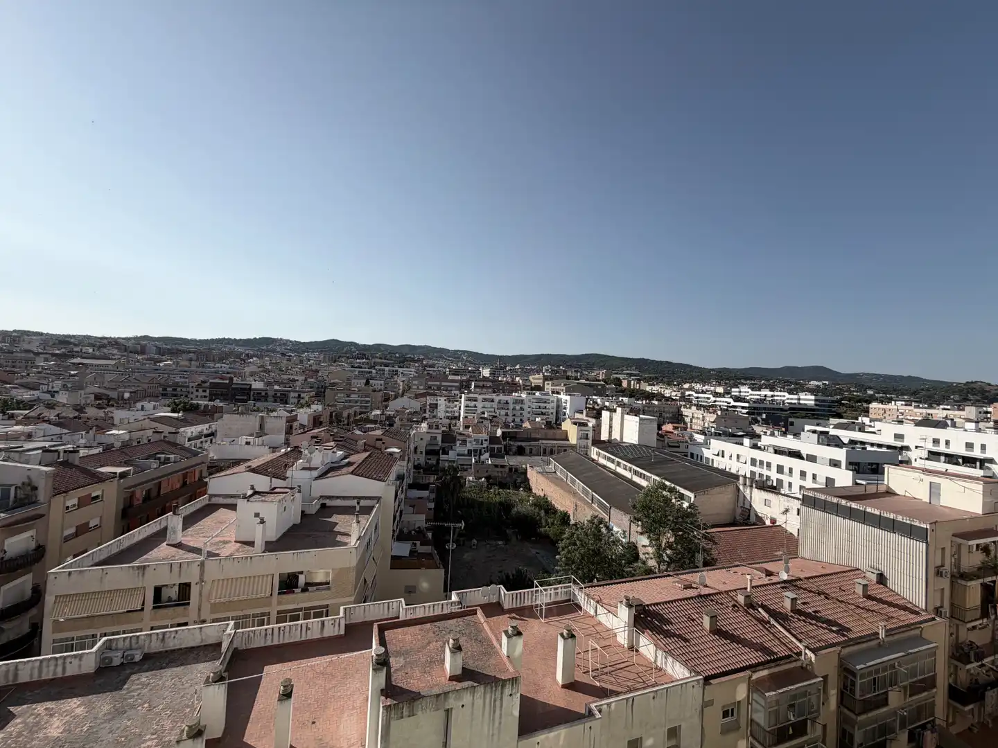 Piso con terraza en venta en Avinguda del Maresme 451, imagen 25