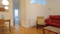 Living room of Flat to rent in  Madrid Capital  with Air Conditioner, Heating and Parquet flooring