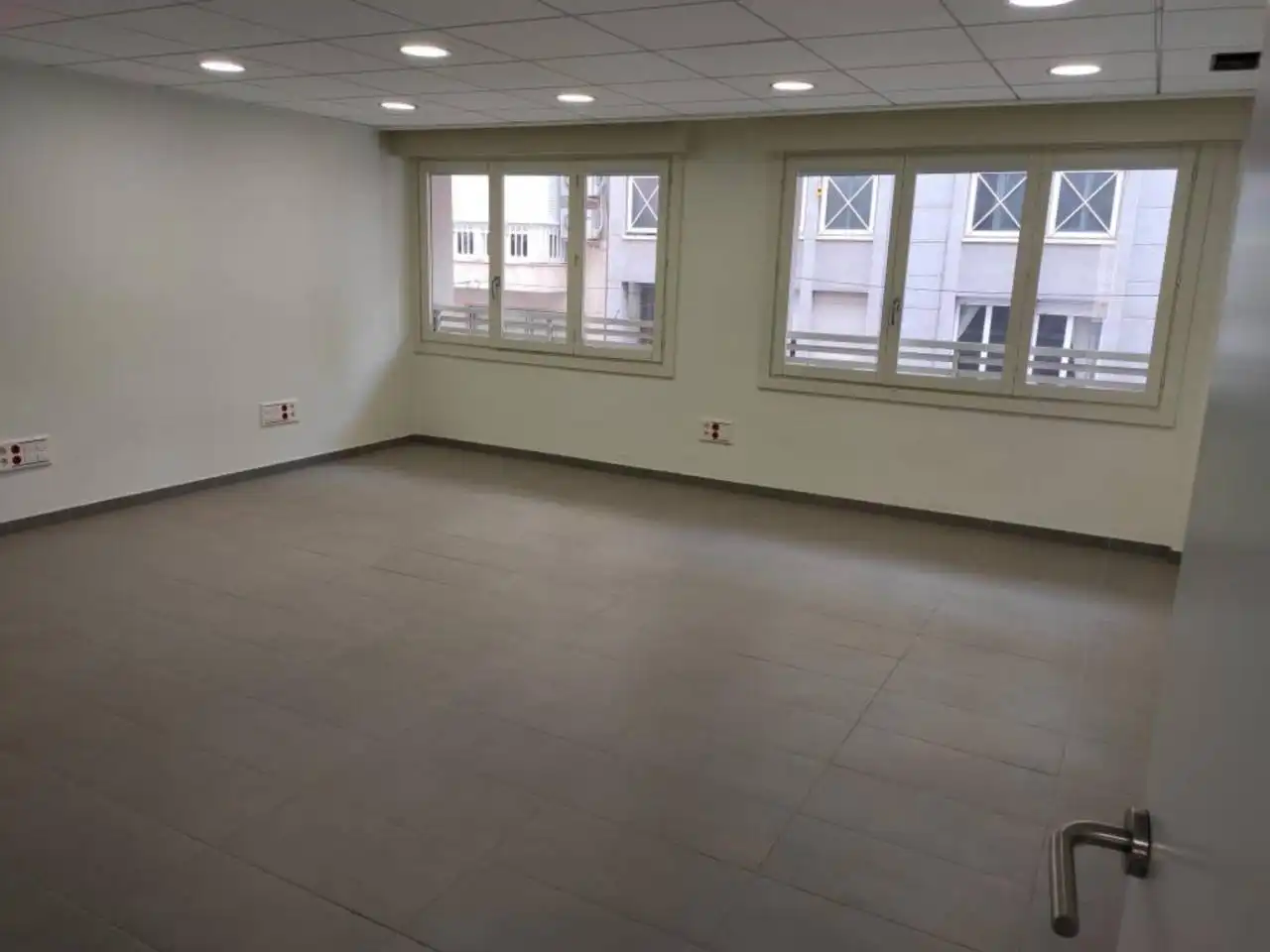 Büro mit Aufzug zur Miete in Plaza de Toros - Avenida Chapí - Trinquete, imagen 2