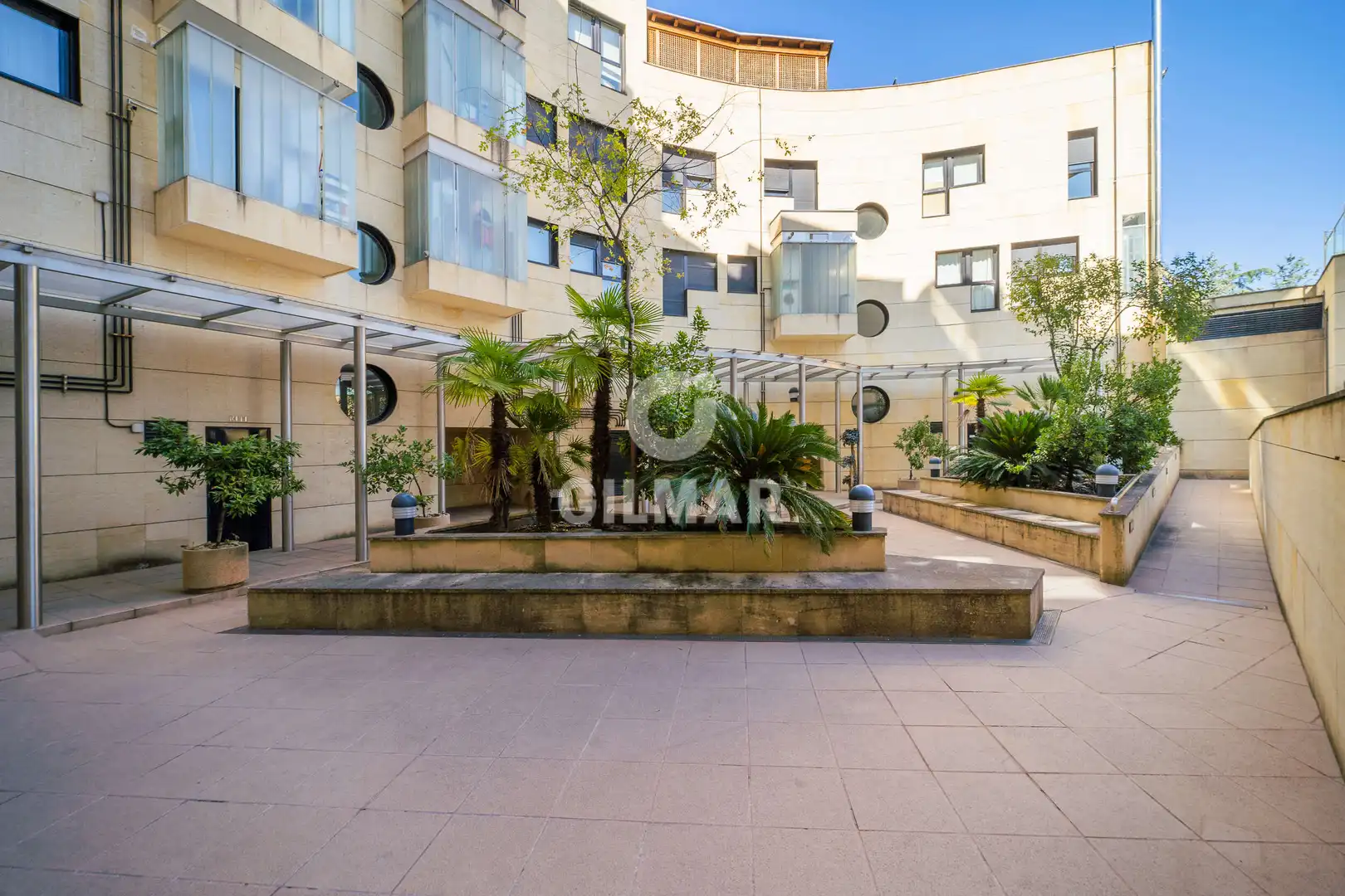 Terrassa de Pis en venda en Madrid amb Calefacció, Jardí privat i Traster