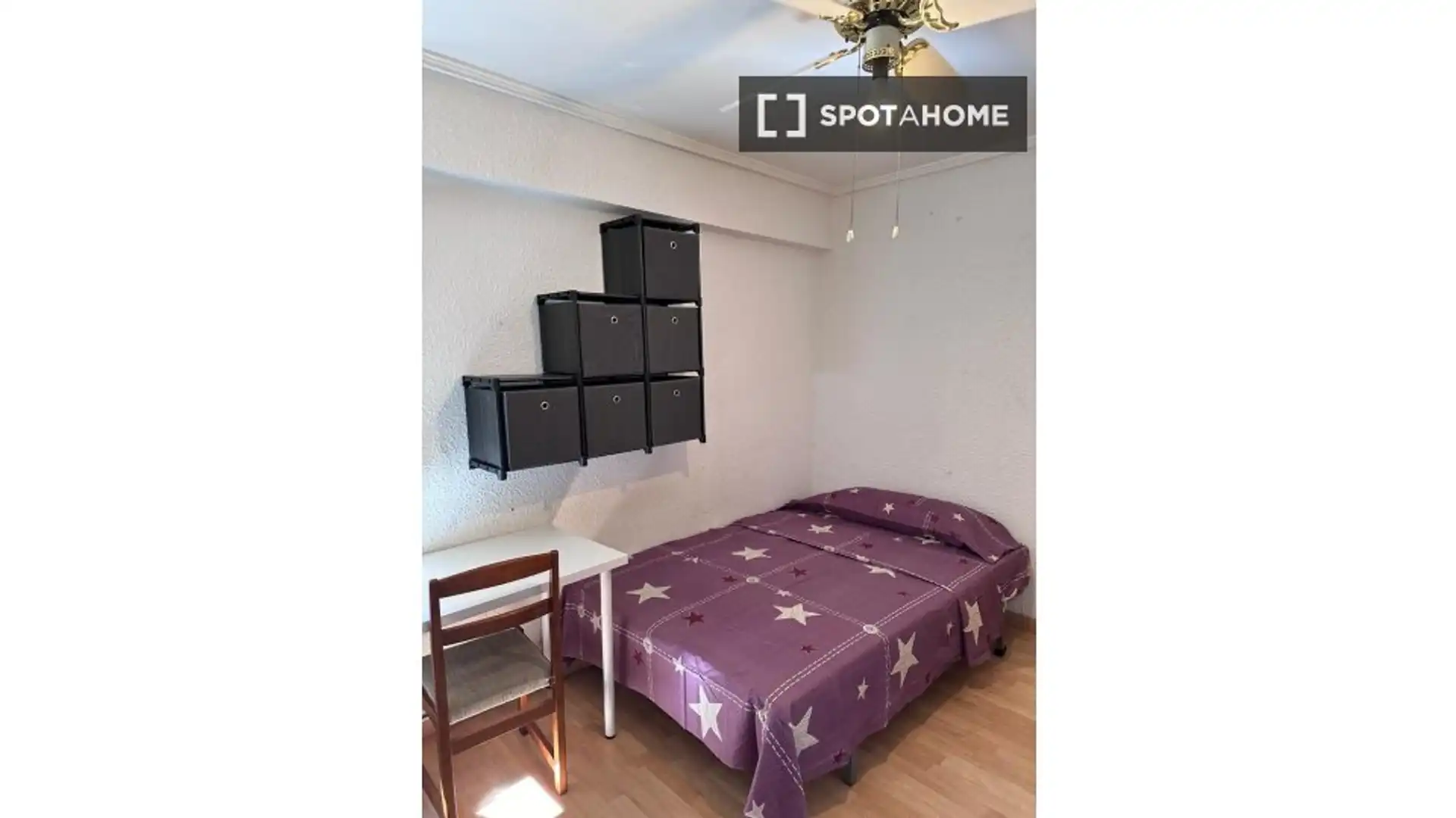 Room in Barrio de Delicias