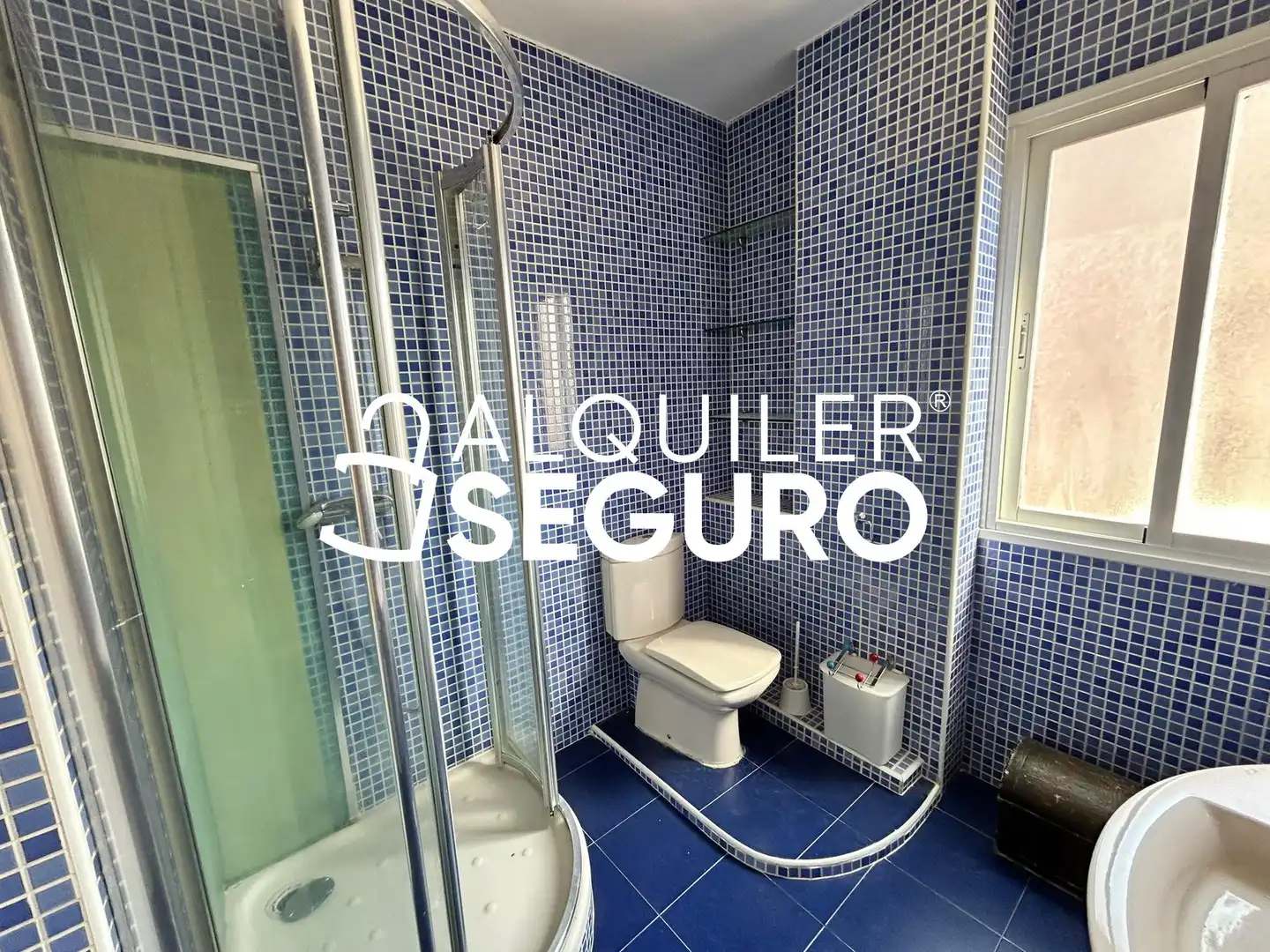 Bany de Pis de lloguer en Madrid amb Aire condicionat, Calefacció i Terrassa