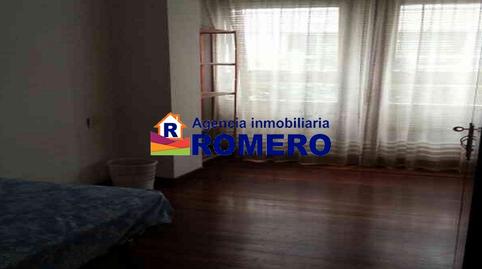 Foto 2 de Piso de alquiler en Ensanche - Sar, Santiago de Compostela