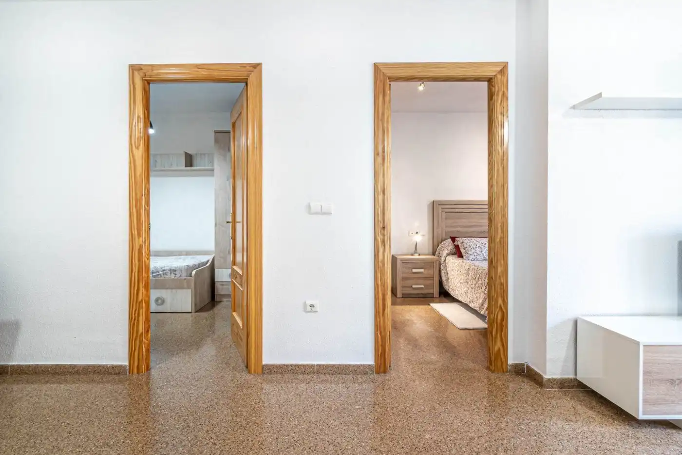 Wohnung zur Miete in Las Gabias mit Klimaanlage, Heizung und Privatgarten