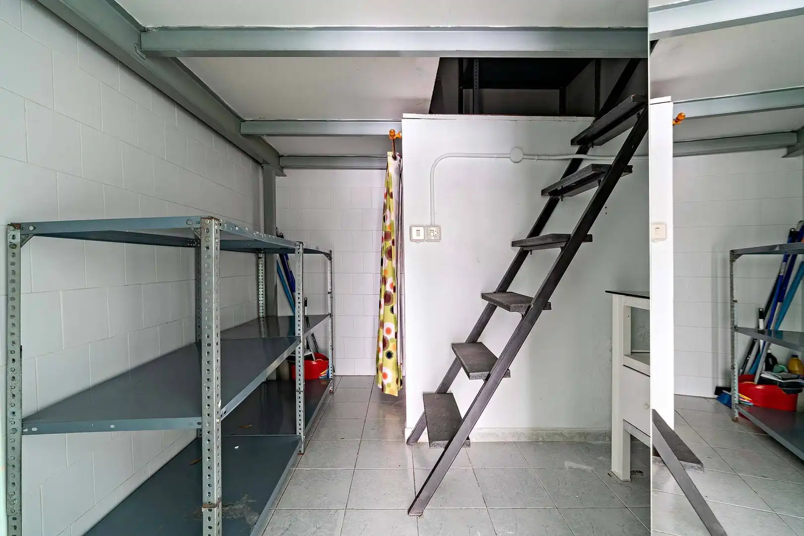 Business premises for sale in Calle CALZADA DE CASTRO, imagen 5
