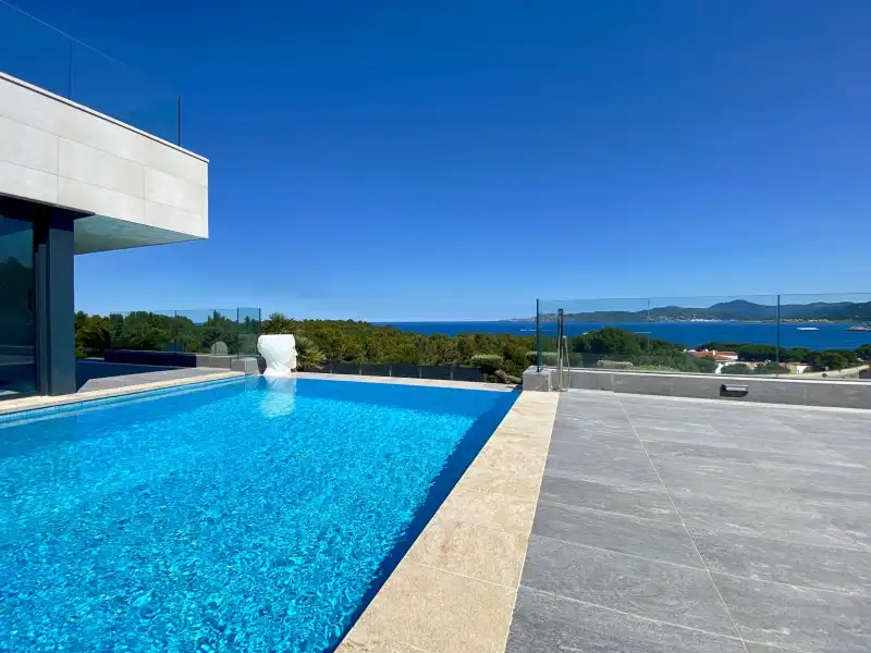 Houses for sale in N/A, Grifeu - Cap Ras - Els Estanys - Sant Genís