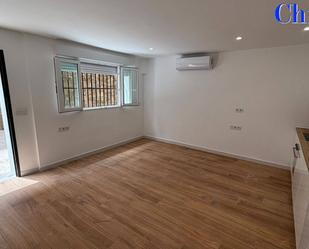 Flat to rent in  Córdoba Capital  with Air Conditioner, Oven and Washing machine