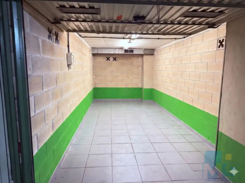 Piso en venta en Donostia - San Sebastián  con Balcón