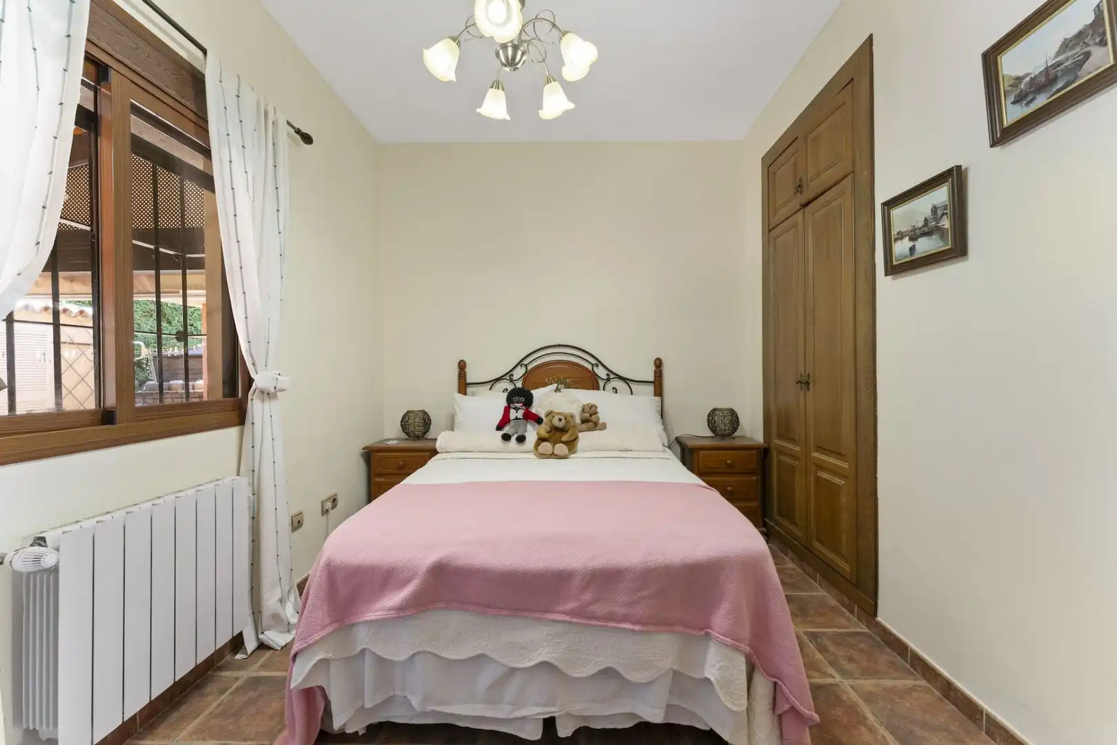Habitación de Casa o chalet en venta en Alhaurín El Grande con Aire acondicionado y Piscina