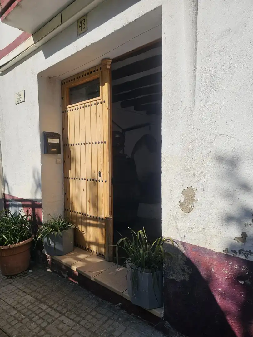 Casa rústica amb terrassa en venda a Carrer Carrer Raval, imagen 4