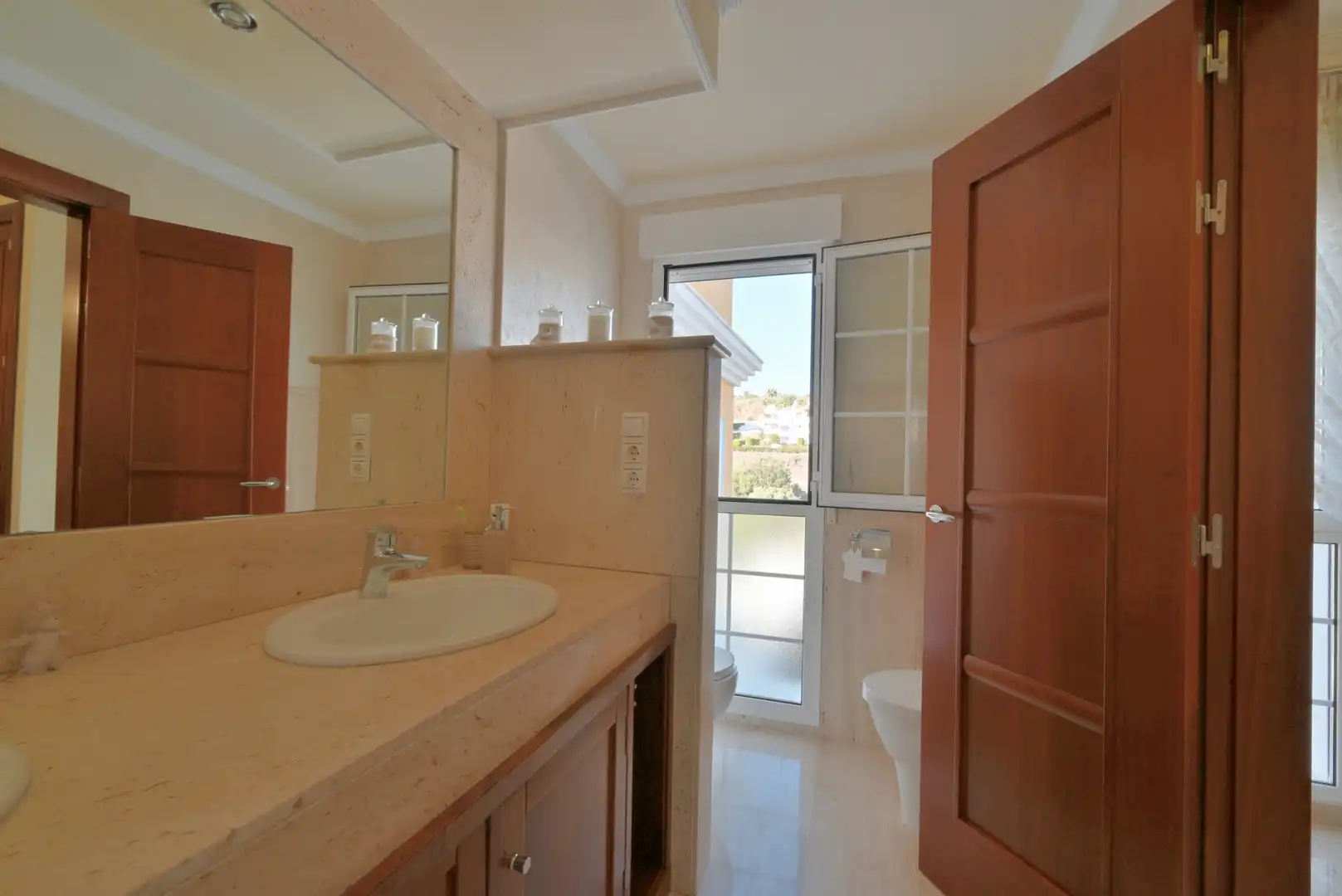 Maison mitoyenne avec piscine à vendre à Calahonda, imagen 7