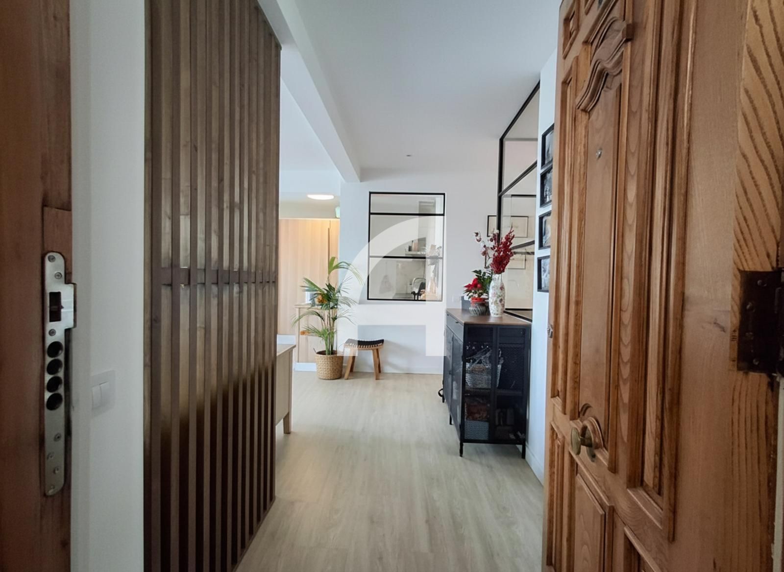 Flat for sale in Vigo   with Heating and Furnished