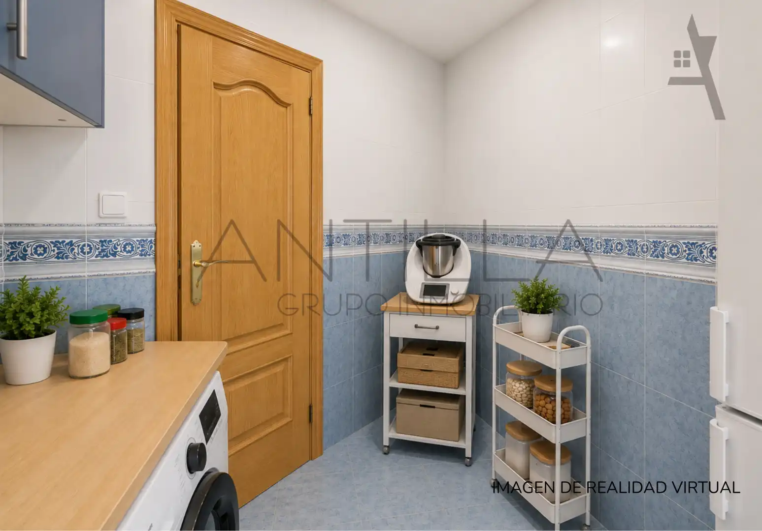 Kitchen of Flat for sale in Madrid  with Air Conditioner, Heating and Terrace