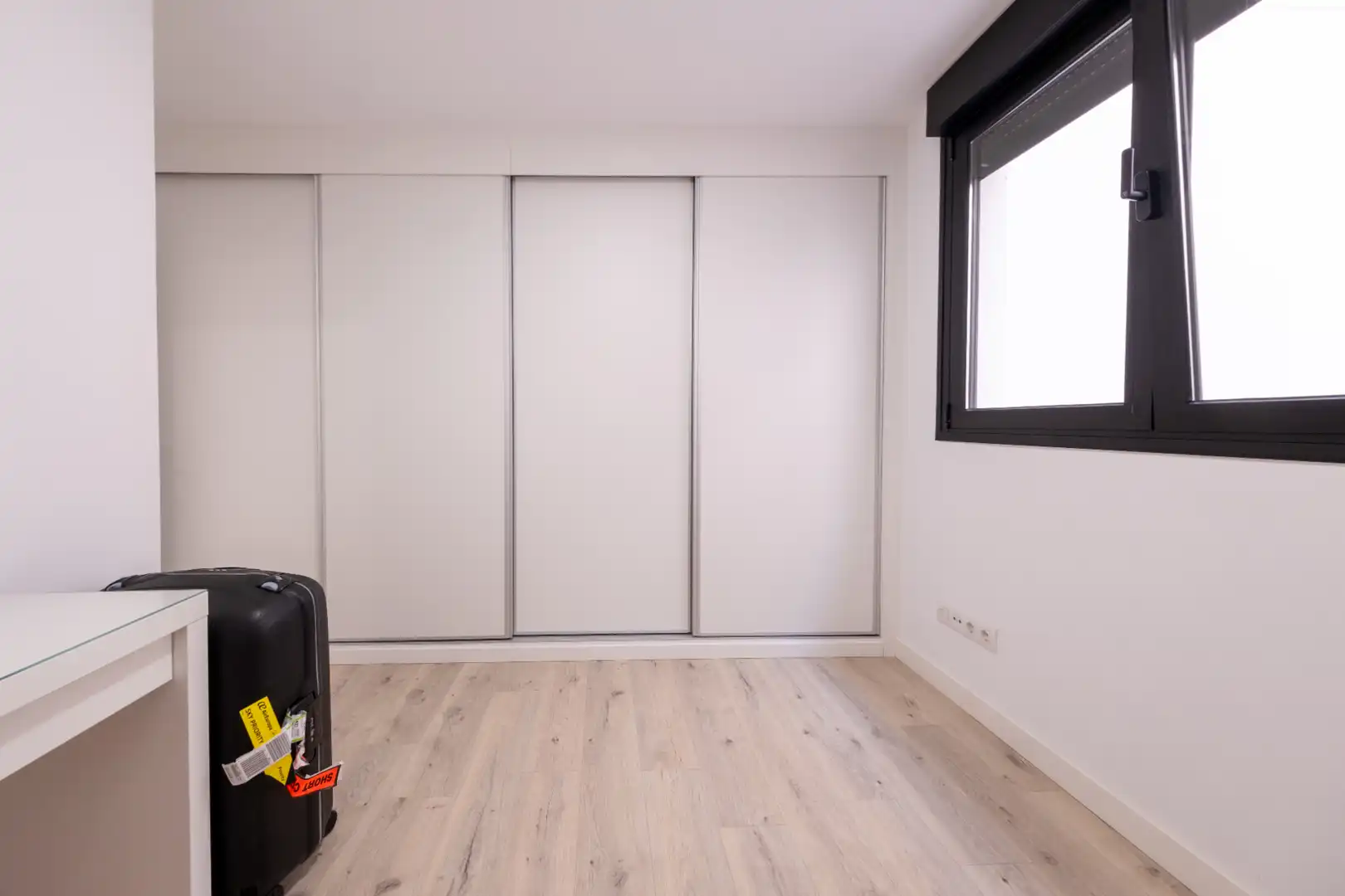 Habitación de Piso en venta en Las Palmas de Gran Canaria con Trastero, Amueblado y Piscina comunitaria
