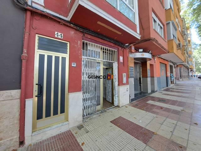 Local comercial en Alquiler en Xàtiva