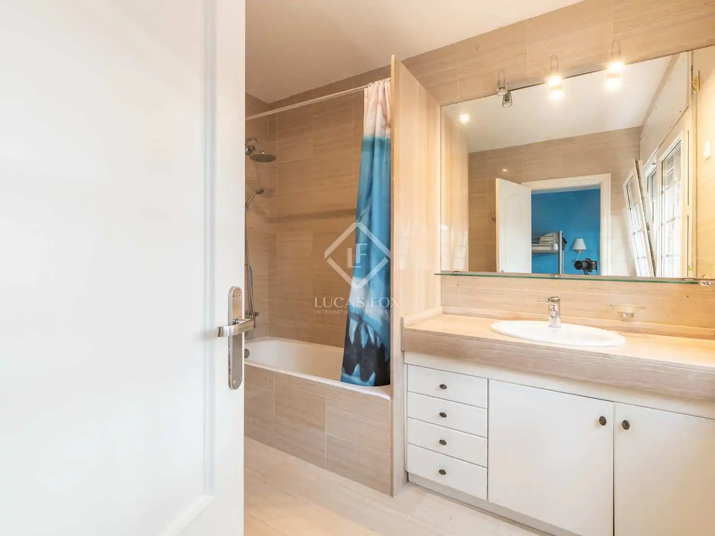 Baño de Casa o chalet en venta en Gavà con Aire acondicionado, Calefacción y Jardín privado
