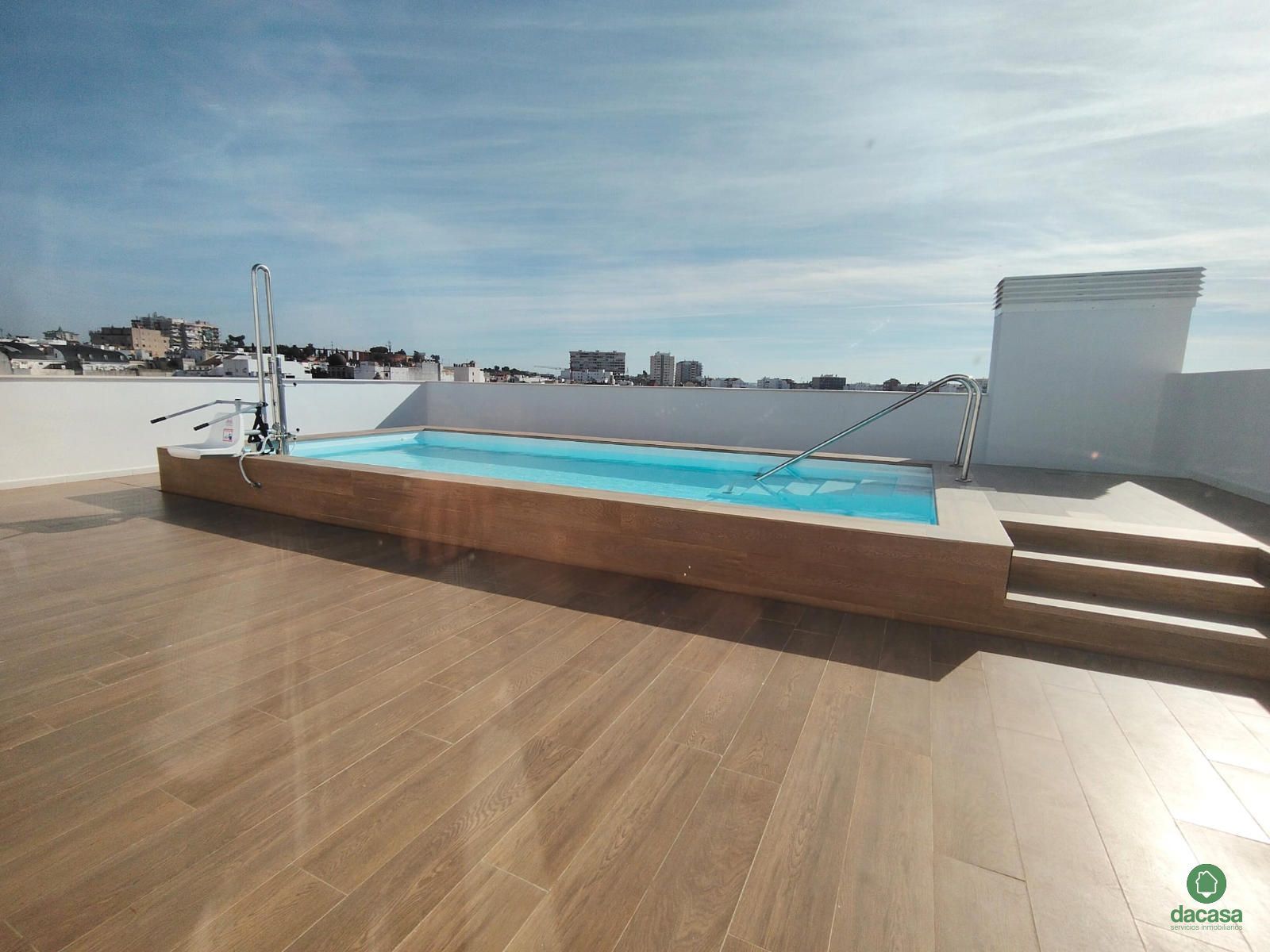 Piscina de Pis de lloguer en  Huelva Capital amb Aire condicionat, Calefacció i Piscina