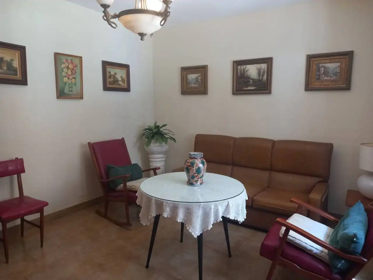 Sala d'estar de Casa adosada en venda en Vélez-Málaga amb Terrassa i Traster