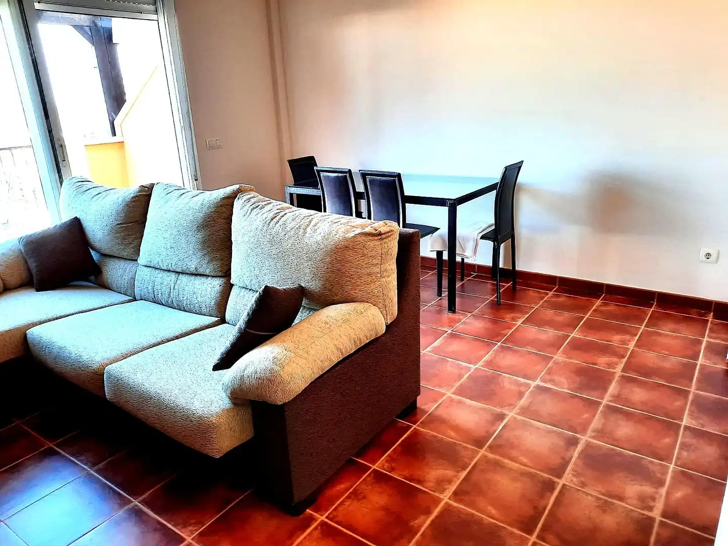 Wohnzimmer von Wohnung zum Verkauf in Cuevas del Almanzora mit Klimaanlage, Privatgarten und Möbliert
