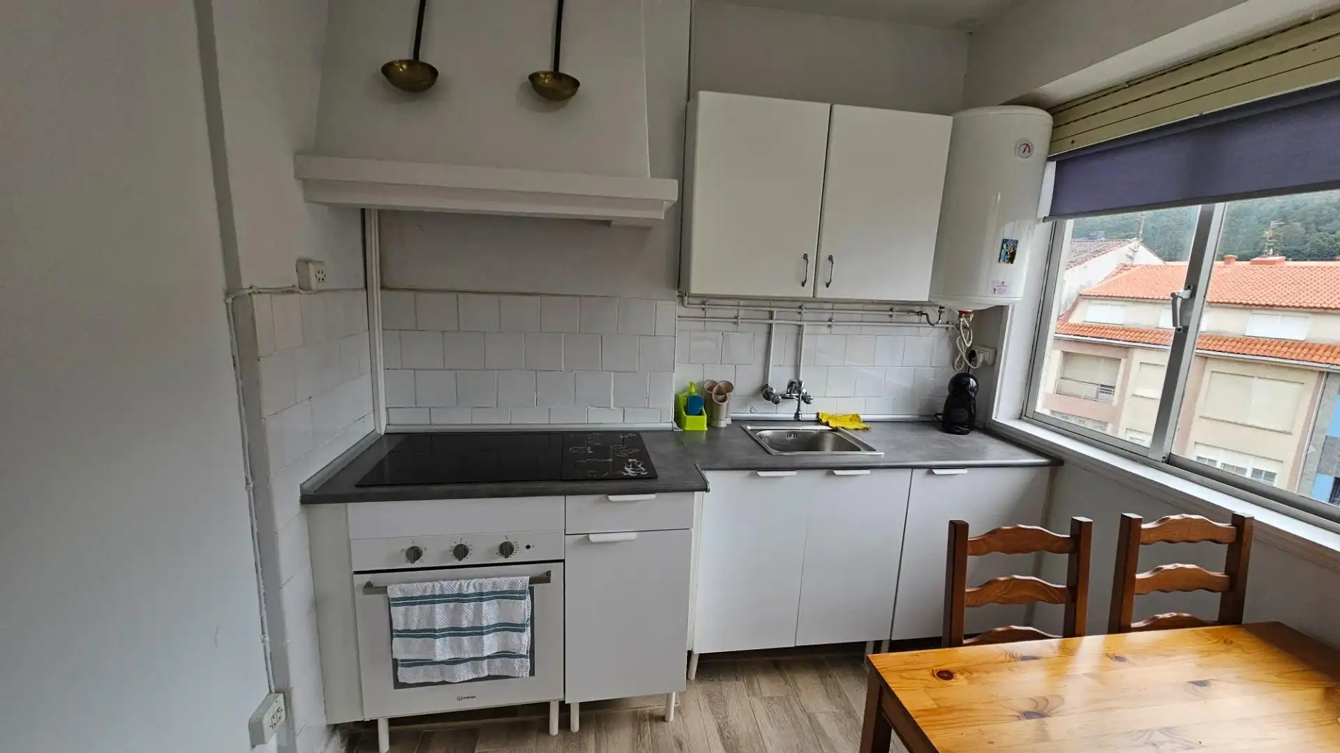 Cocina de Piso en venta en Cee con Amueblado