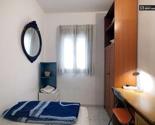 Flat to share in Simancas